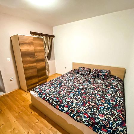 Yeti Guest House Mavrovo Exterior foto