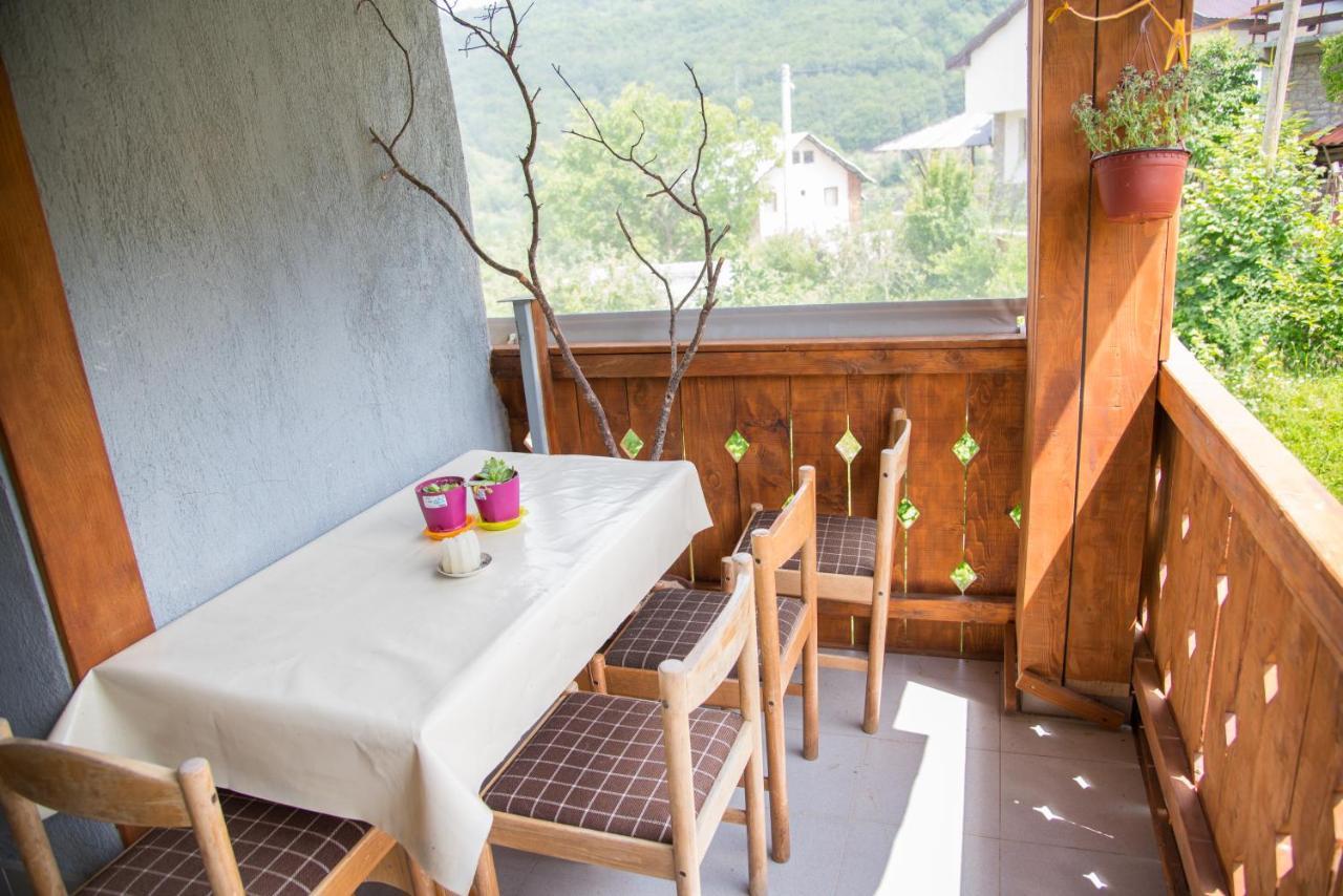 Yeti Guest House Mavrovo Exterior foto